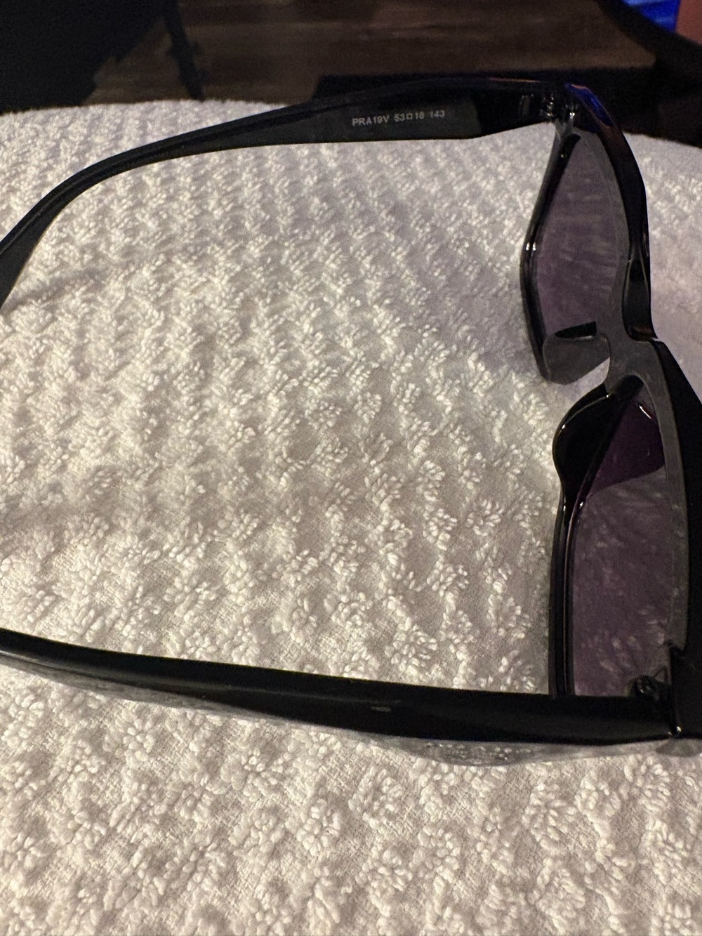 Sun Glasses-monogramed really nice tinted sunglasses no box nwt - Picture 11 of 11